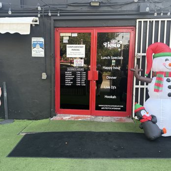 El Tiesto Cafe Miami - Dominican Near Me - Miami, Florida