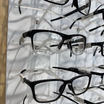 America's Best Contacts & Eyeglasses - Eyewear & Opticians Near Me - Hurst, Texas America's Best Contacts & Eyeglasses - Eyewear & Opticians Near Me - Hurst, Texas