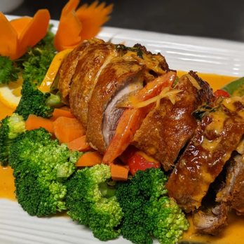Rice Pot Thai Cuisine - Pad Ped Duck - Thai Near Me - New Haven, Connecticut