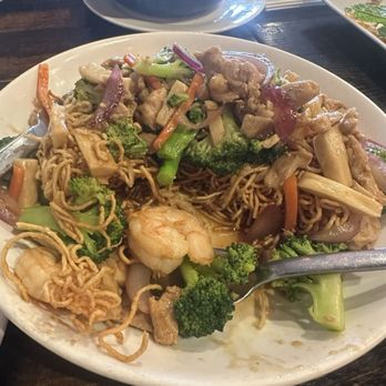 Le Soleil - Noodles with shrimp - Vietnamese Near Me - San Francisco, California Le Soleil - Noodles with shrimp - Vietnamese Near Me - San Francisco, California