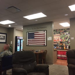 Very nice USO in the Airport.