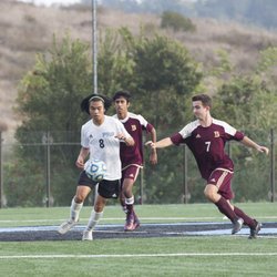 Pacific Ridge School - Athletes embrace challenge, on and off the field.