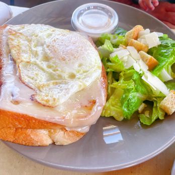 L'atelier de Paris - French Near Me - Carlsbad, California