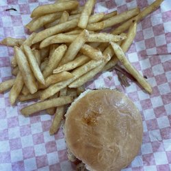 Buddy's Bar B Q - Sandwich and fries