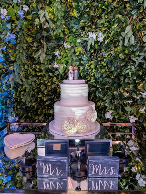 Cake Monkey Bakery by null
