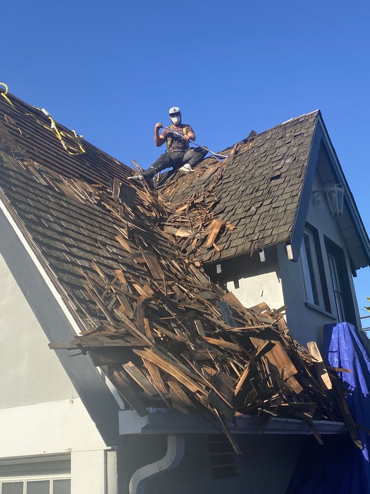 Slide of Ridge Runner Roofing