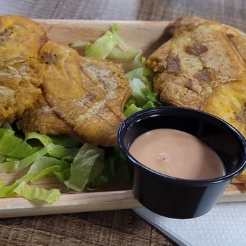 El Kiosko 38 - Tostones - Puerto Rican Near Me - Davenport, Florida