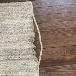 Rabbit Run Property Rental - Hazardous area rug