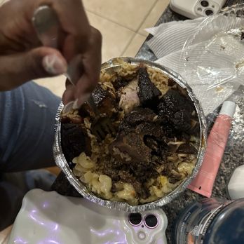 Twin Grills - Jerk Pork with oxtail gravy - Caribbean Near Me - Brooklyn, New York