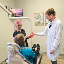 MI Smiles Dental Comstock Park - Clear dental treatment explanations in Comstock Park