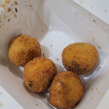 Delarosa Bishop Ranch - Crab Arancini. Pretty dry and needs the sauce it comes with for flavor too. $14. - Pizza Near Me - San Ramon, California Delarosa Bishop Ranch - Crab Arancini. Pretty dry and needs the sauce it comes with for flavor too. $14. - Pizza Near Me - San Ramon, California