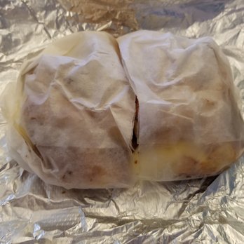 Emmons Deli - Eggs, Bacon and Cheese on a Croissant - Delis Near Me - New York, New York