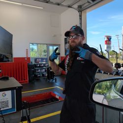 Valvoline Instant Oil Change