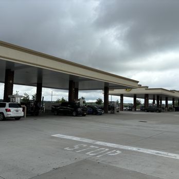 Buc ee's - More pumps - Car Wash Near Me - Athens, Alabama