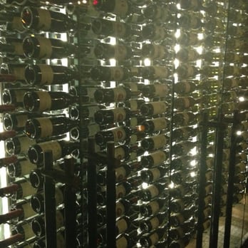 38º North Bar - Bars Near Me - Sonoma, California