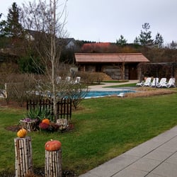 Saalemaxx - Aussensauna mit Tauchbecken