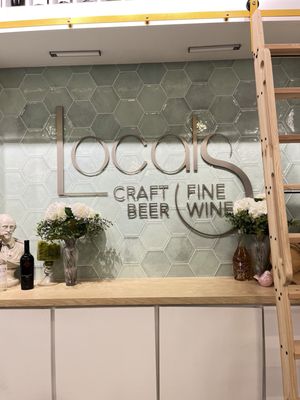 Locals Craft Beer & Fine Wine by null