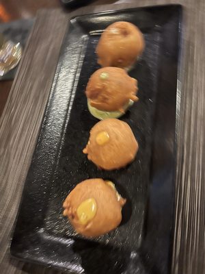 Restaurant R'evolution by null