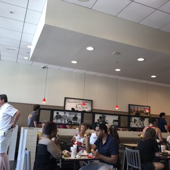 Chick-fil-A - Fast Food Near Me - Vienna, Virginia