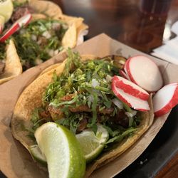 El Molino de Oro - Al Pastor Tacos