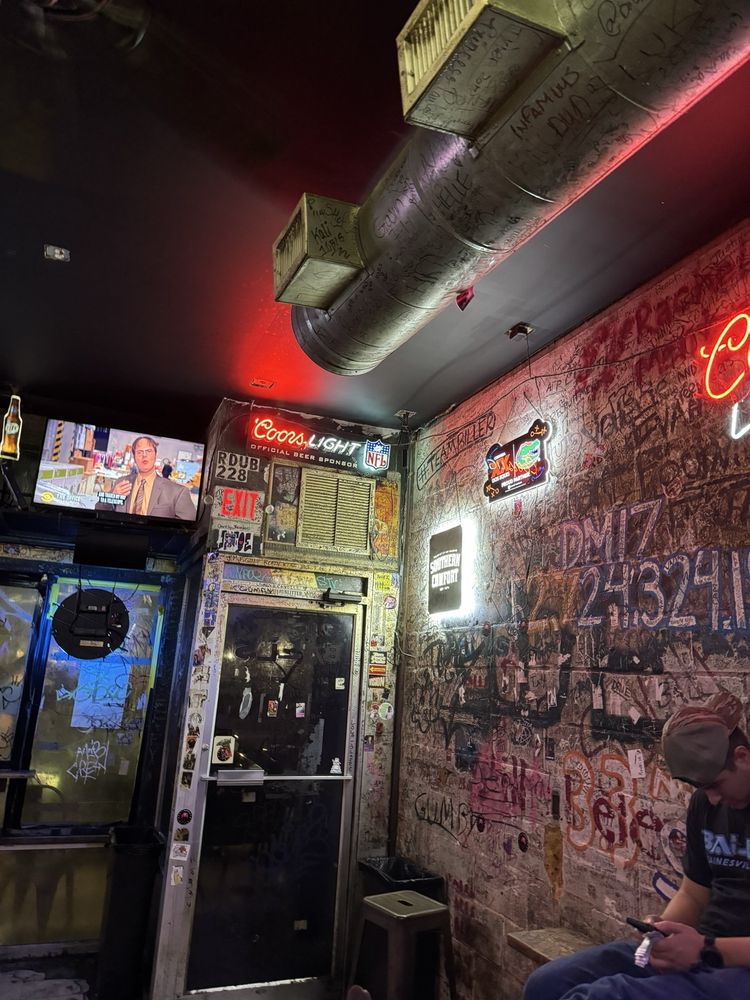 Social spots from Balls