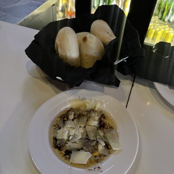 Bodega Restaurant & Lounge - Mediterranean Near Me - Cleveland Heights, Ohio