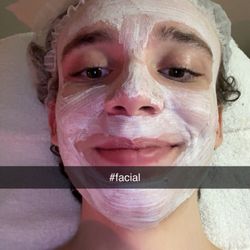 Aurora 34 Esthetics - Me getting a facial