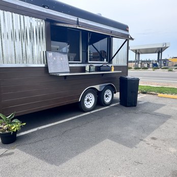 Small Town Bites - Food Trucks Near Me - La Pine, Oregon Small Town Bites - Food Trucks Near Me - La Pine, Oregon