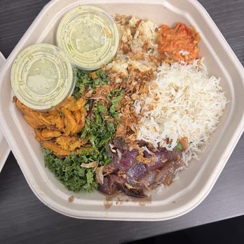 sweetgreen - Garlic Parm Cauli Bowl - Salad Near Me - Charlotte, North Carolina sweetgreen - Garlic Parm Cauli Bowl - Salad Near Me - Charlotte, North Carolina