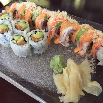 Satto Sushi - Alaskan Roll (salmon, avocado, cucumber) - $5.95 Haru Roll (spicy crunch tuna roll topped with avocado, spicy crab & Tobkio) - $12.95 - Korean Near Me - Mount Pocono, Pennsylvania