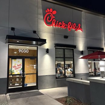 Chick-fil-A - Front - Fast Food Near Me - Bakersfield, California