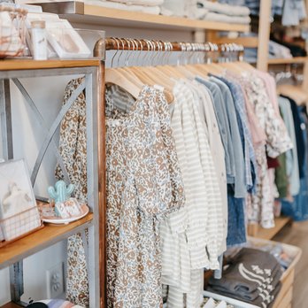 The Merry Lion - Children's Clothing Near Me - Wakefield, Massachusetts