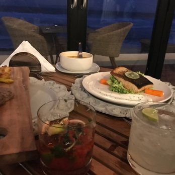 O Tulum - I can't say enough about the food and drinks at the hotel bar.  My husband and I ate our fill.  Try the salmon and anything from the bar - Hotels Near Me - Tulum, ROO