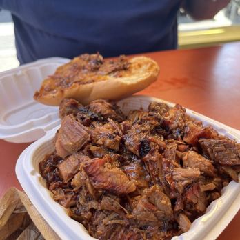 Bowlegged BBQ - Bbq brisket sandwich - Barbeque Near Me - San Diego, California Bowlegged BBQ - Bbq brisket sandwich - Barbeque Near Me - San Diego, California