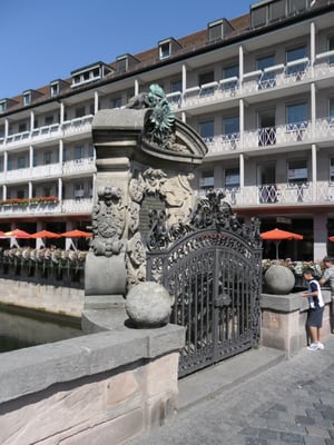 Museumsbrücke by null