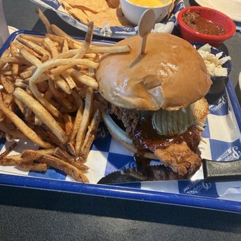 Pappas Burger - Nashville "Hot" Crispy Chicken Sandwich - Burgers Near Me - Houston, Texas