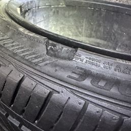 The tire we were given: a significant gash/damage on the bead The tire we were given: a significant gash/damage on the bead