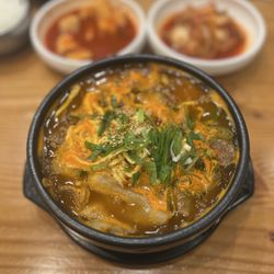 Naju Gomtang - Maeun Suyuk Gomtang- Spicy special gomtang beef soup