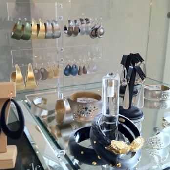 Gold Bug Co - Suzanne keeps her cases filled with the latest designs in fine gold jewelry and fashion jewelry, too - Jewelry Near Me - Marblehead, Massachusetts Gold Bug Co - Suzanne keeps her cases filled with the latest designs in fine gold jewelry and fashion jewelry, too - Jewelry Near Me - Marblehead, Massachusetts