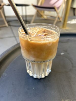 Coffeedesk Kawiarnia - Wilcza by null