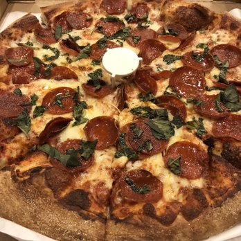 Aroma Pizza & Pasta - Ordered a large pep & basil pizza via Uber Eats @5:38pm & I kid you not it arrived at 5:58pm! Delicious!! - Pizza Near Me - Lake Forest, California