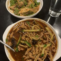 Meat with garlic sauce