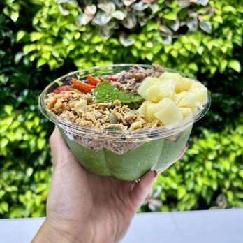 Toastique - Matcha Bowl - Juice Bars & Smoothies Near Me - Washington, DC, District of Columbia