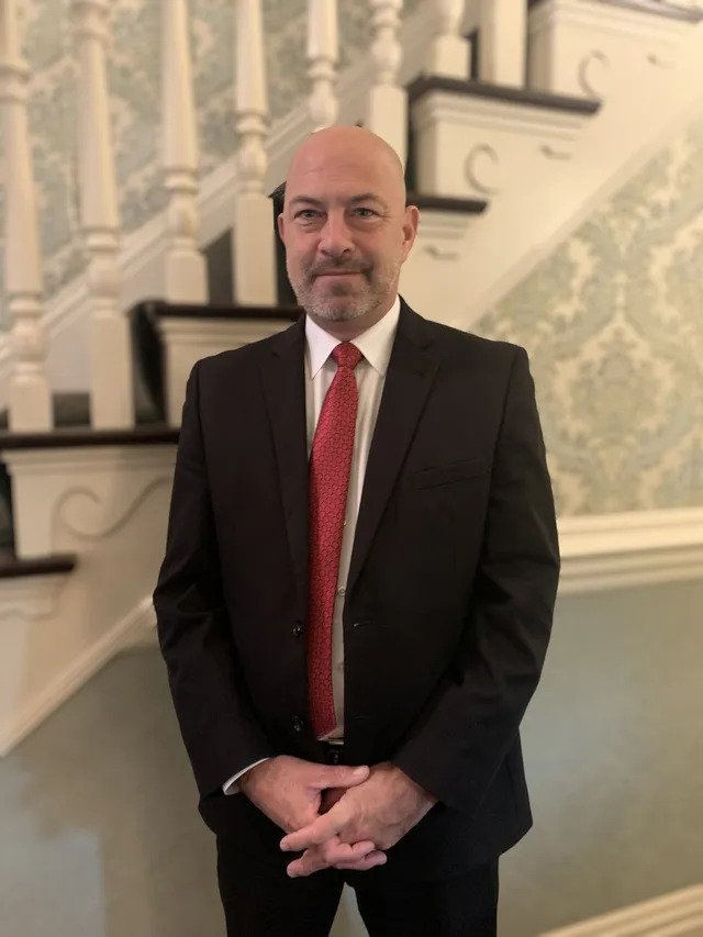 TP WHITE & SONS FUNERAL HOME Updated July 2024 2050 Beechmont Ave