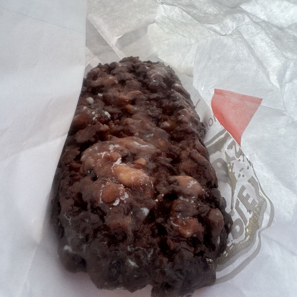 Shipley Do-Nuts - Apple fritter - Donuts Near Me - Baytown, Texas Shipley Do-Nuts - Apple fritter - Donuts Near Me - Baytown, Texas