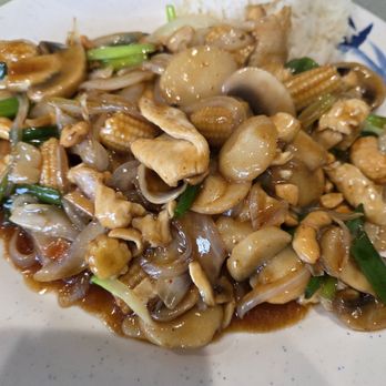 No Thai! - Cashew chicken - Thai Near Me - Ann Arbor, Michigan No Thai! - Cashew chicken - Thai Near Me - Ann Arbor, Michigan