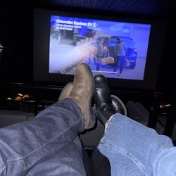 Landmark Cinemas 12 Guildford - Reclining seats