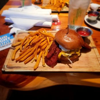 Twin Peaks - Billionaire Bacon Burger - Sports Bars Near Me - Orlando, Florida Twin Peaks - Billionaire Bacon Burger - Sports Bars Near Me - Orlando, Florida