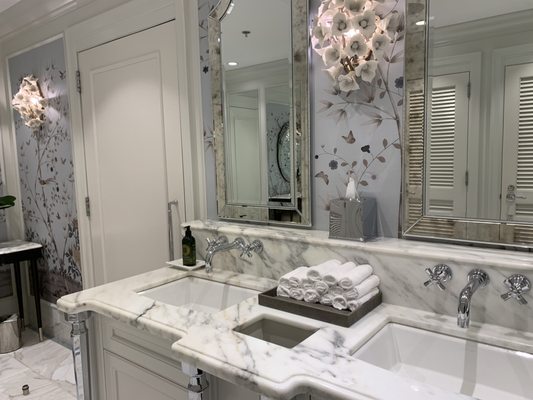 Bacchus Restaurant & Lounge by null