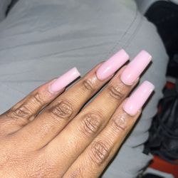Artists Nail & Spa